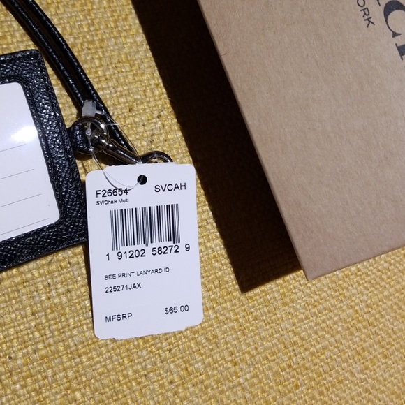 COACH ID LANYARD Bee Print -NWT - Picture 4 of 6